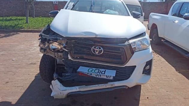 Collision repair service